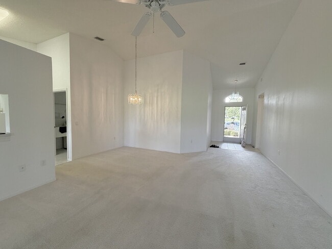 Photo - Heritage Pines active 55+ community 2/2 villa
