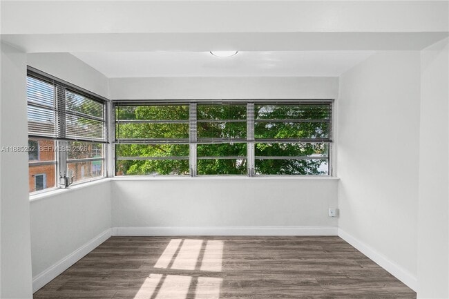 Photo - 245 NE 191st St Unit 3014