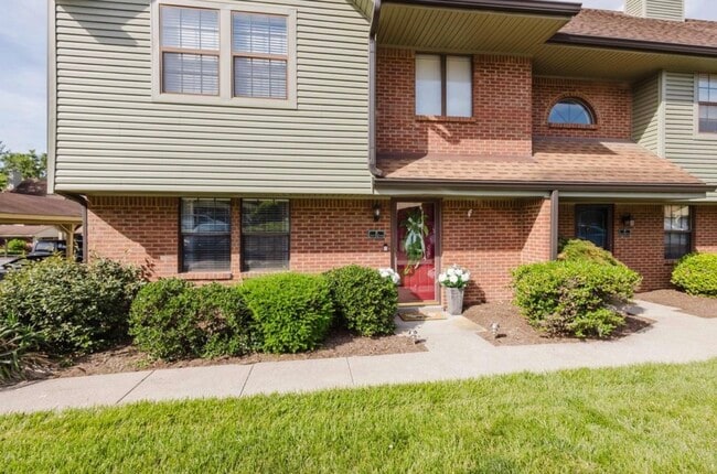 3441 Laredo Dr Unit 52