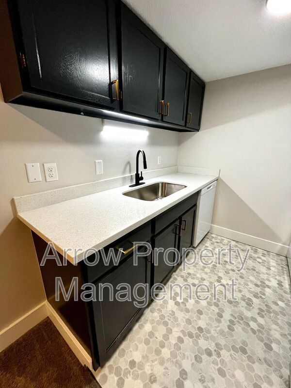 Photo - 3629 N 60th St Unidad 14