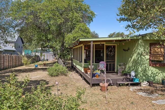 1106 Minnie Dr