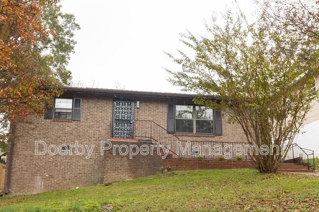 Building Photo - 908 Wheeler Ave