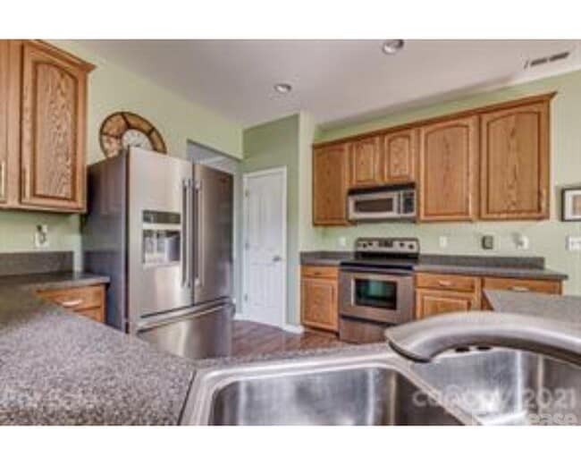 Photo - 1505 Niall Ln