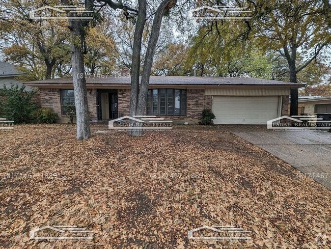 Building Photo - NOW AVAILABLE- 3/2 in Fort Worth, TX 76112! Rental