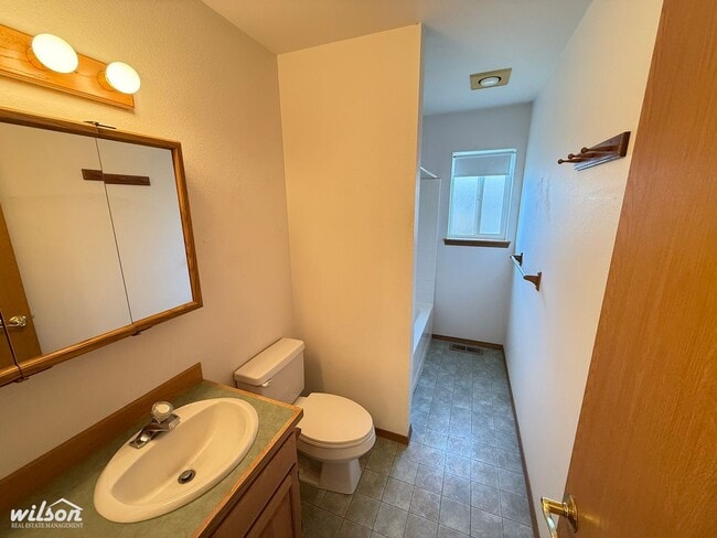 Photo - 601-603 Jade Pl Unit 603