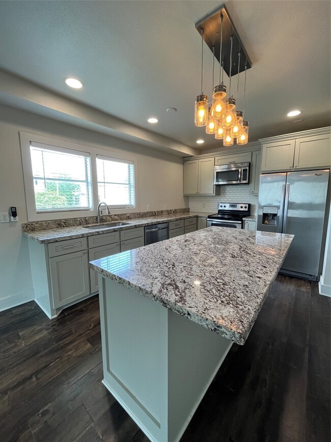 Photo - 1624 Sealy Ave Unit 202