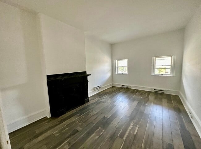 Photo - 930 W Main St Unidad 1st Floor