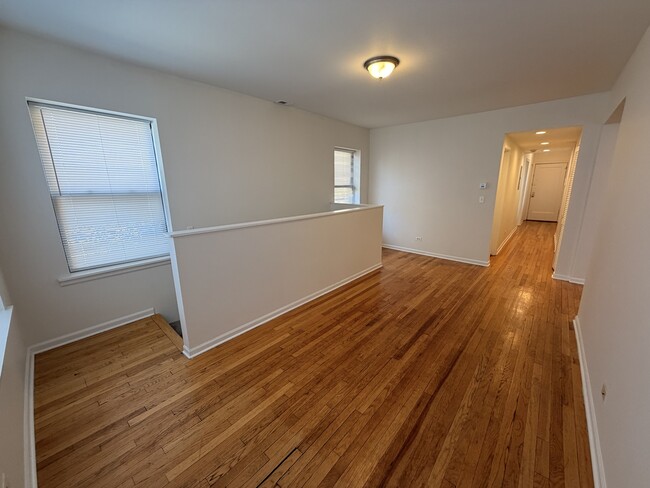 2803 W Lawrence Ave Unit D1N