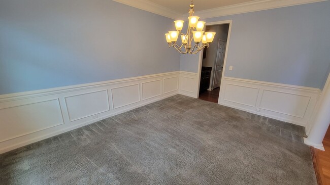 Photo - 4 Bed, 3.5 Townhome in Five Forks is Avail...