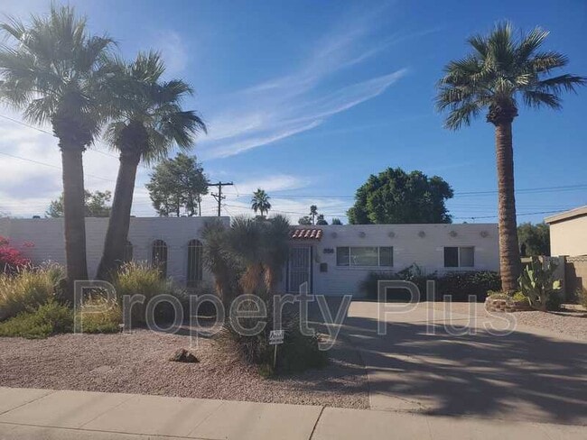 Building Photo - 5332 N 82nd St