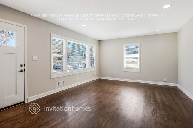 Photo - 2025 Connie Ln