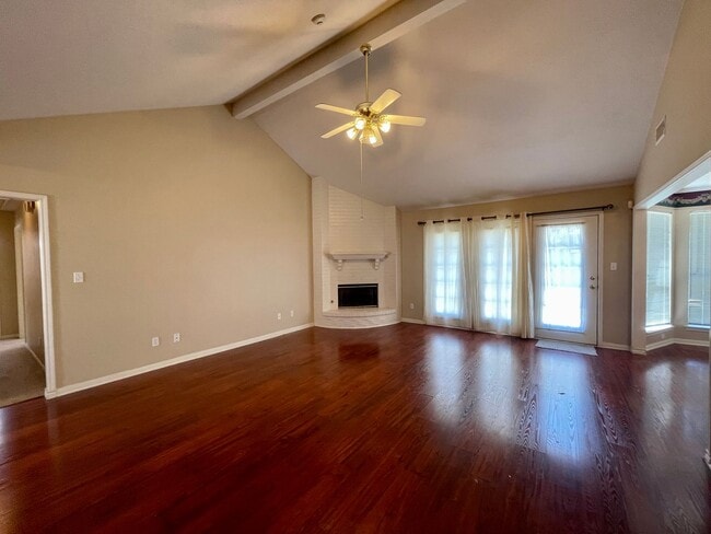 Photo - 5275 Timberline Ln