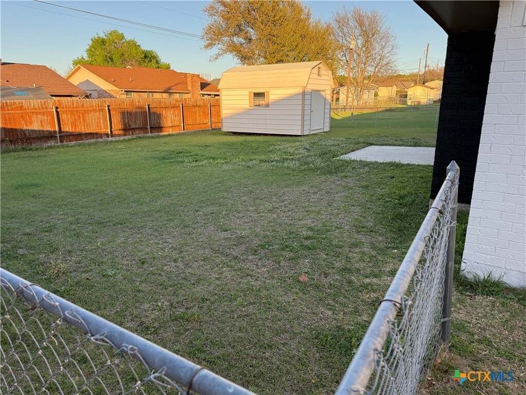 Photo - 1701 Kingman Rd