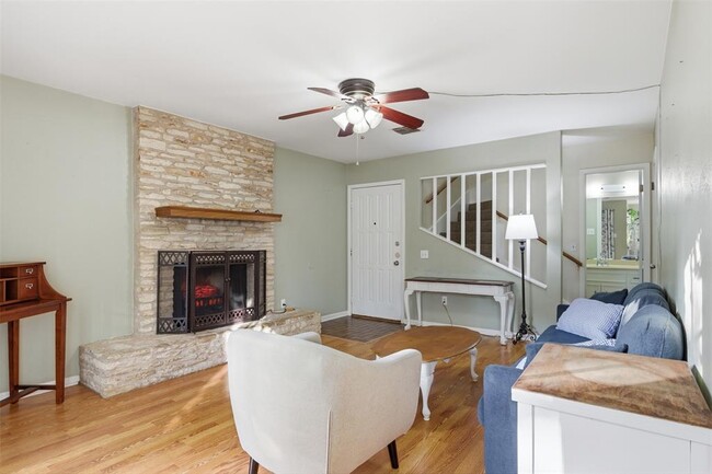 Photo - 105 Norwood Dr