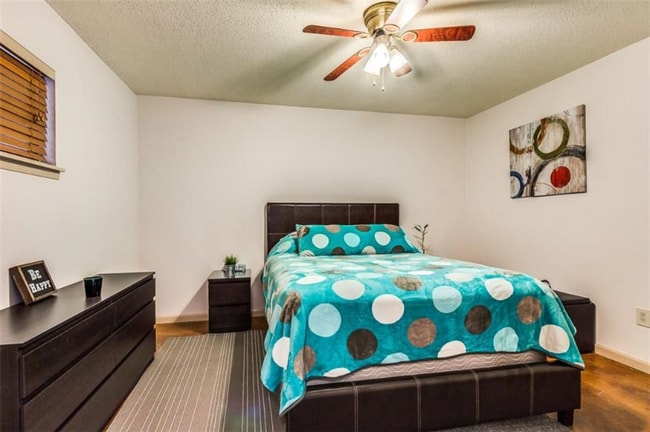 Photo - 4800 N Stanton St