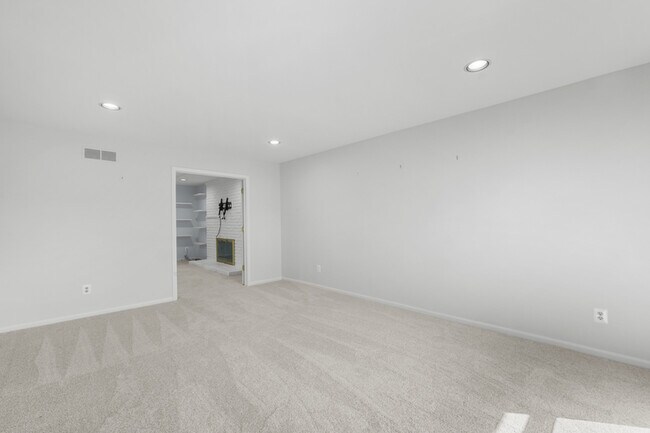 Photo - 3072 Brewster Ct