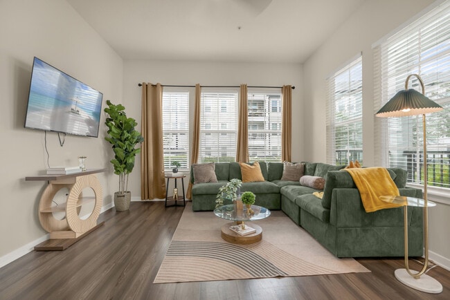 Building Photo - 1223 E Plant St Unit SI ID1511057P