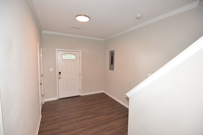 Photo - Spacious Single Family w/ Two Master Suites