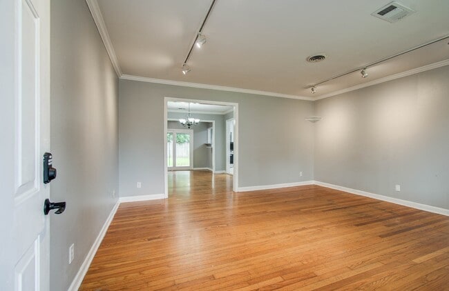 Building Photo - 3626 Songwood St Rental