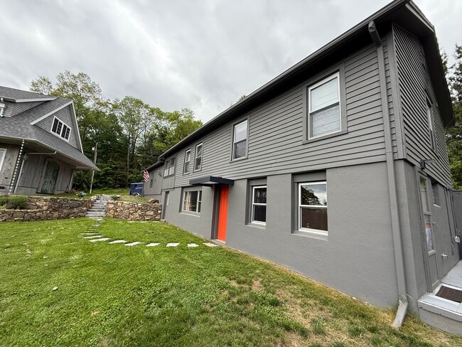 Photo - 120 Looking Glass Hill Rd