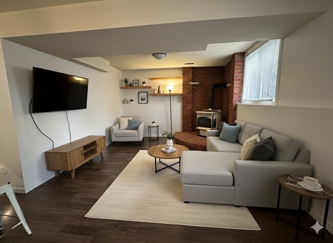 Photo - 70 Wendy Crescent