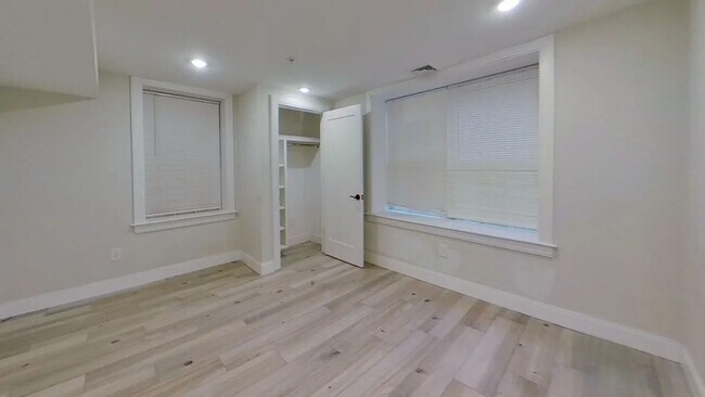 79 Linden St
