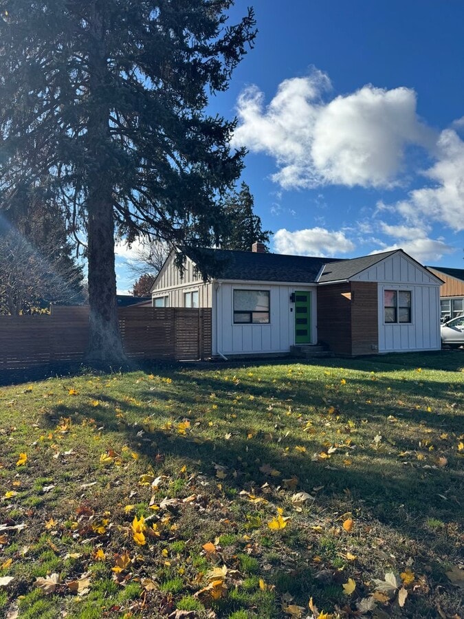 Beautifully Maintained Home in the Heart of Ellensburg - Beautifully Maintained Home in the Heart of Ellensburg