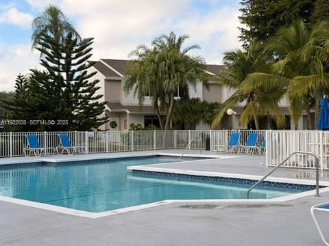 Photo - 6755 NW 175th Ln Unidad M-9