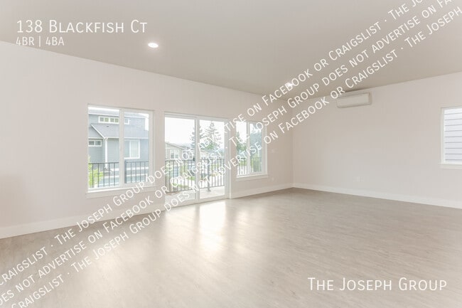 Photo - 138 Blackfish Ct