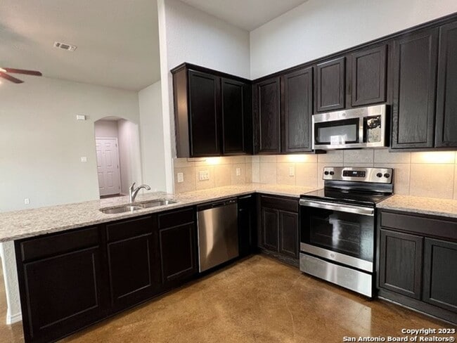 Photo - Come Home to Comfort & Style in Seguin!