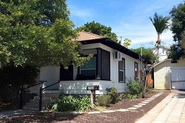 Building Photo - 3763 Arnold Ave