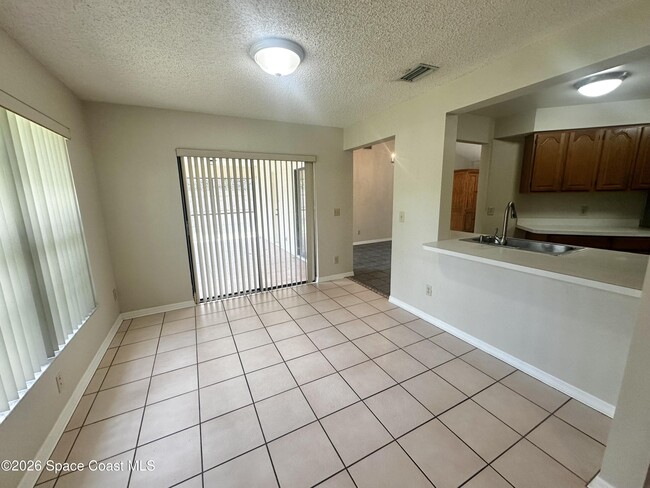 Photo - 2544 Park Pl Blvd