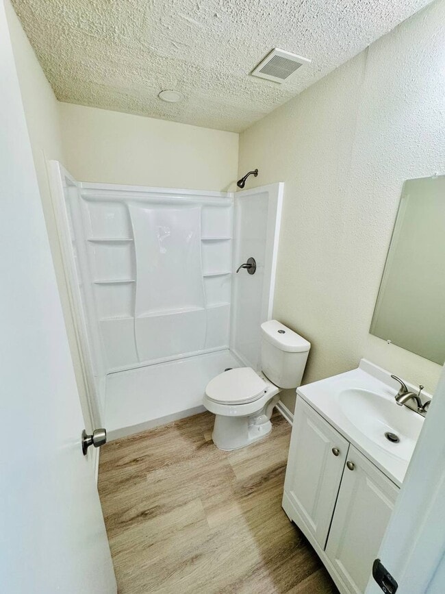 Photo - 1602 Klauke St