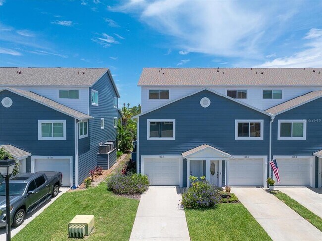 Photo - 802 Hidden Harbour Dr