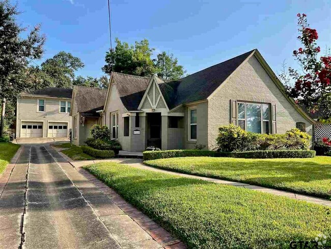 Building Photo - 328 Mockingbird Ln Rental