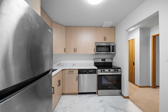 Photo - 176 Mountain Ave