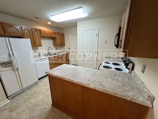 Photo - 36 Mansfield Cir