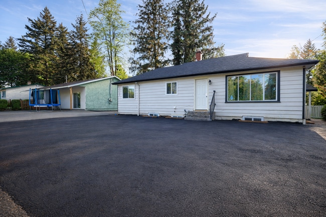 Photo - 2329 Mouldstade Rd