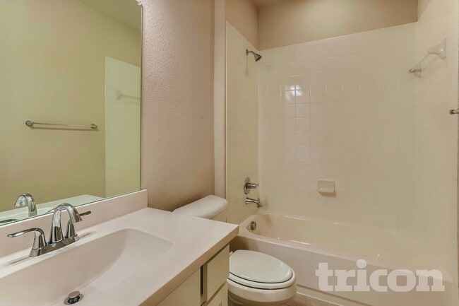 Photo - 401 Winehart St