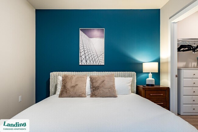 Photo - 300 E Broad St Unidad 350