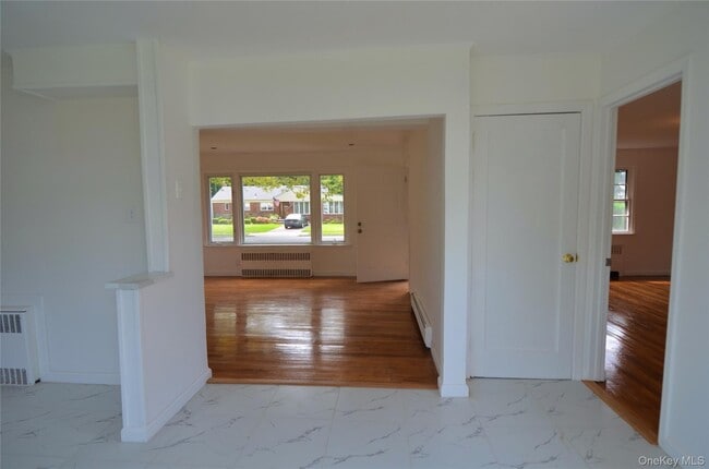 Photo - 771 Maple Pl
