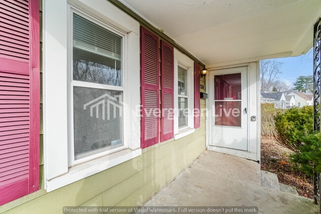 Photo - 2358 Meredith Dr