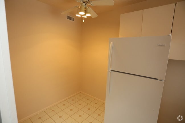 Westview North Apartments