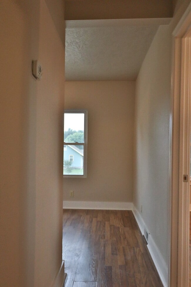 Photo - 3225 N Lewis Ave Unidad 3225-04