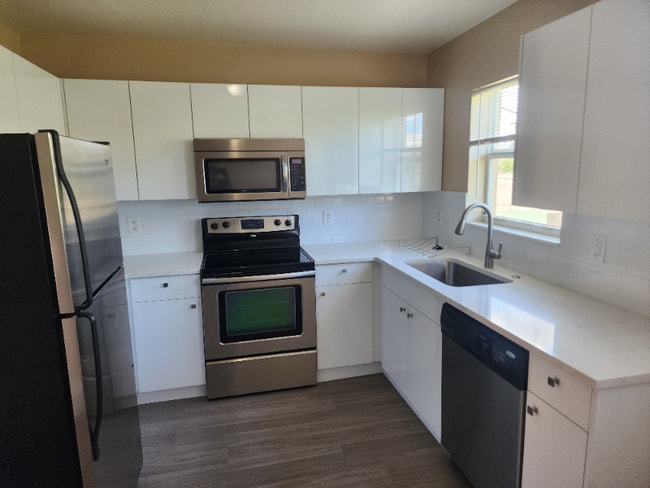 Photo - 1321 SE 3rd Ct Unit 23