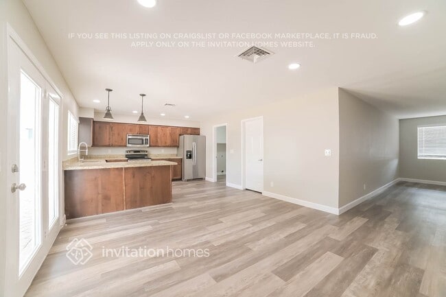 Photo - 2464 E Billings St