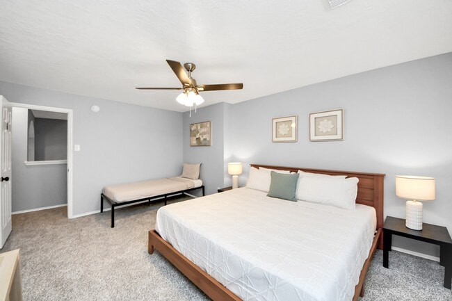 Photo - 12711 Laurel Bank Way