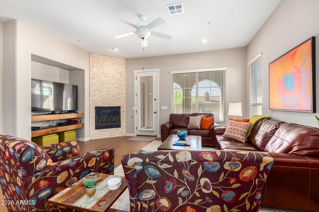 32122 N 73rd Pl
