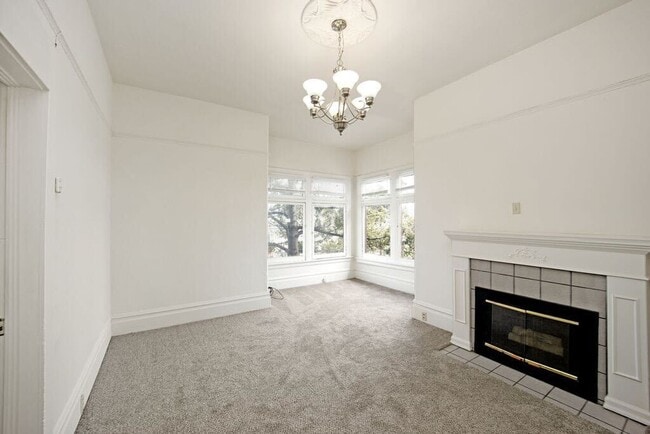 Building Photo - 2316 Buena Vista Ave Unit 2316 Buena Vista Ave #3 Rental