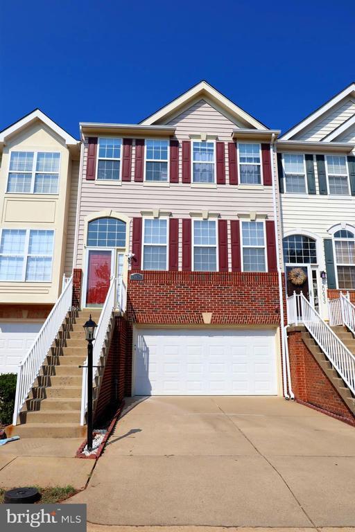 Photo - 20635 Glenmere Square Townhome